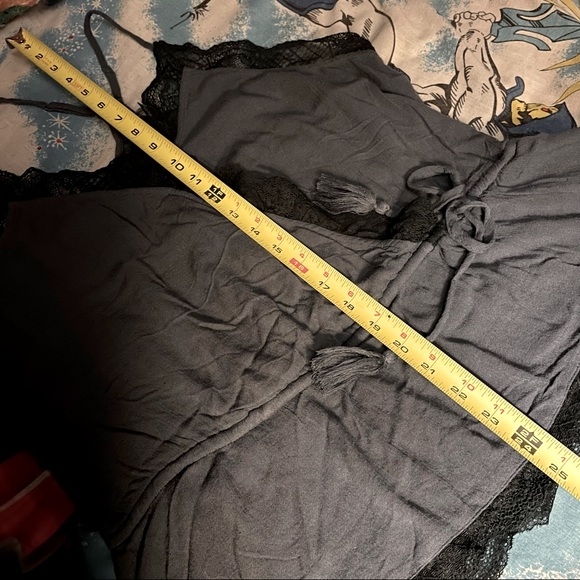 🌼💫🌺 3 Pack of AEO Tanks 🌺💫🌼 - Picture 15 of 16